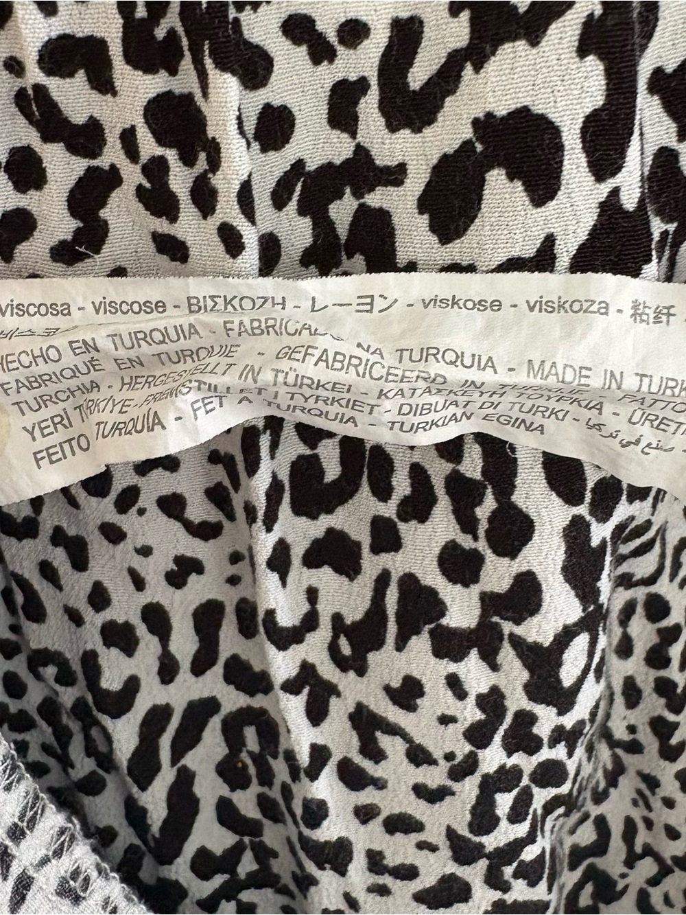 Zara Black and White Leopard-Print Long Sleeve Maxi Dress - Picture 4 of 4